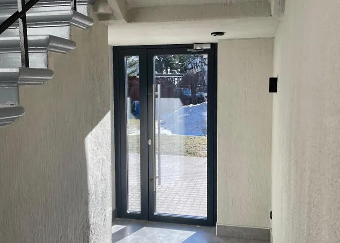 Brivibas - North & South, Free Privat Parking, Free Wifi, Self Check-in Riga