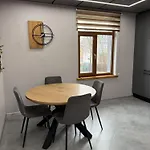 Appartamento Brivibas - North & South, Free Privat Parking, Free Wifi, Self Check-in Riga