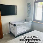 Appartamento Brivibas - North & South, Free Privat Parking, Free Wifi, Self Check-in