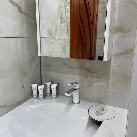 Brivibas - North & South, Free Privat Parking, Free Wifi, Self Check-in * Riga