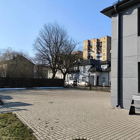 Brivibas - North & South, Free Privat Parking, Free Wifi, Self Check-in * Riga