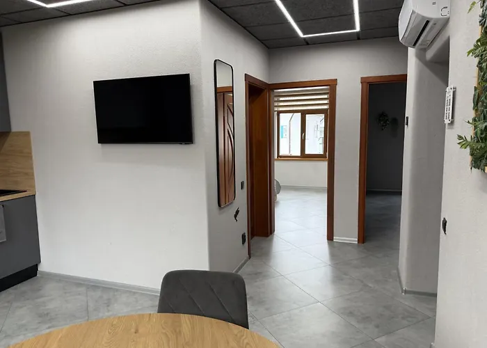 公寓 Brivibas - North & South, Free Privat Parking, Free Wifi, Self Check-in 里加