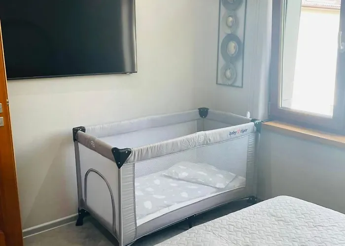 Brivibas - North & South, Free Privat Parking, Free Wifi, Self Check-in Dzīvoklis *