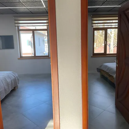 Apartment Brivibas - North & South, Free Privat Parking, Free Wifi, Self Check-in