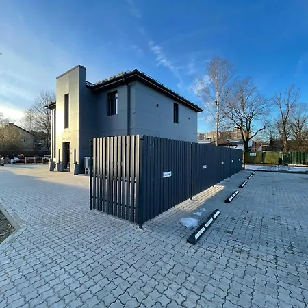 Brivibas - North & South, Free Privat Parking, Free Wifi, Self Check-in Apartment