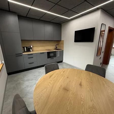 Brivibas - North & South, Free Privat Parking, Free Wifi, Self Check-in Apartamento